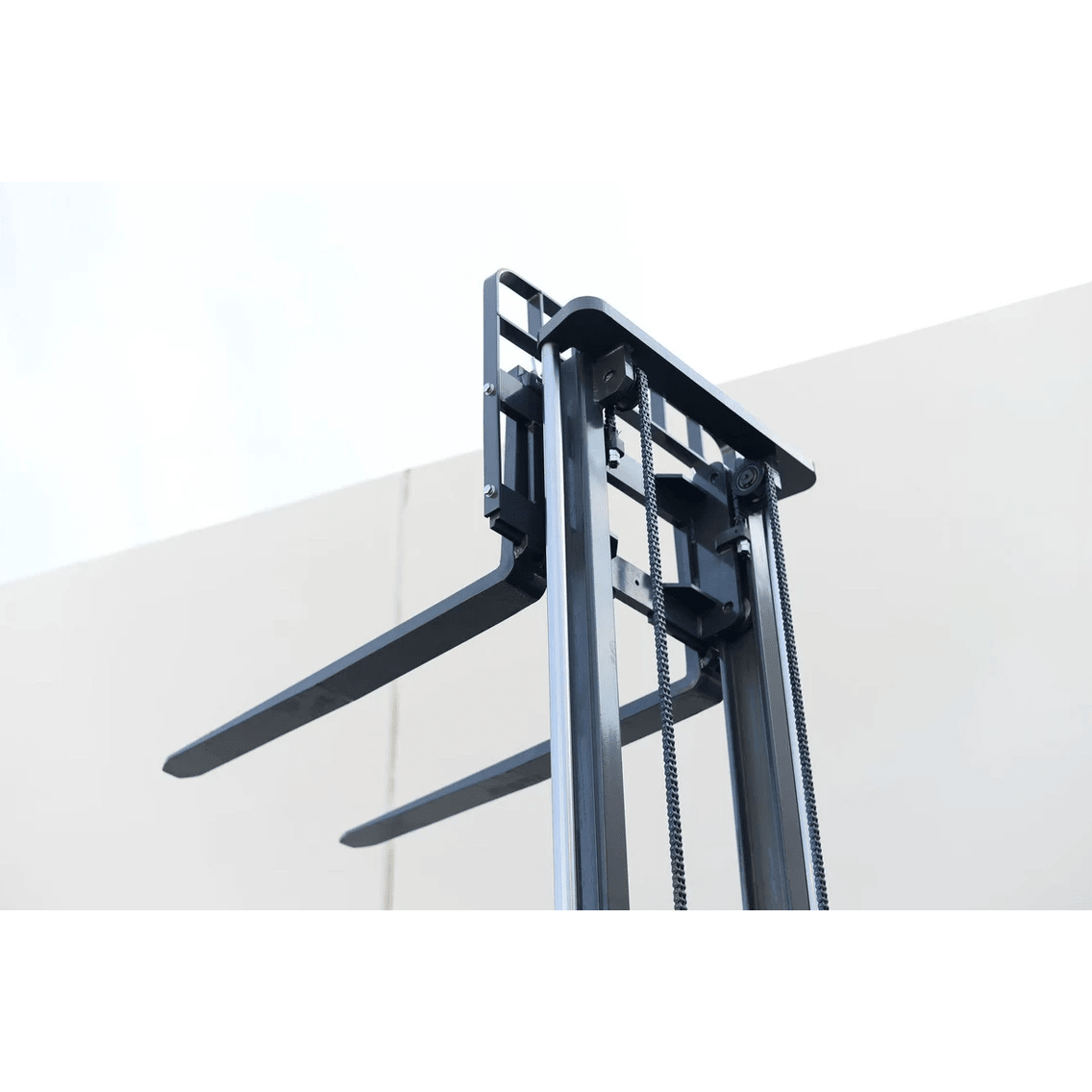 G40BC - Li Full Powered Lithium Straddle Stacker - GoLift Equipment Sales